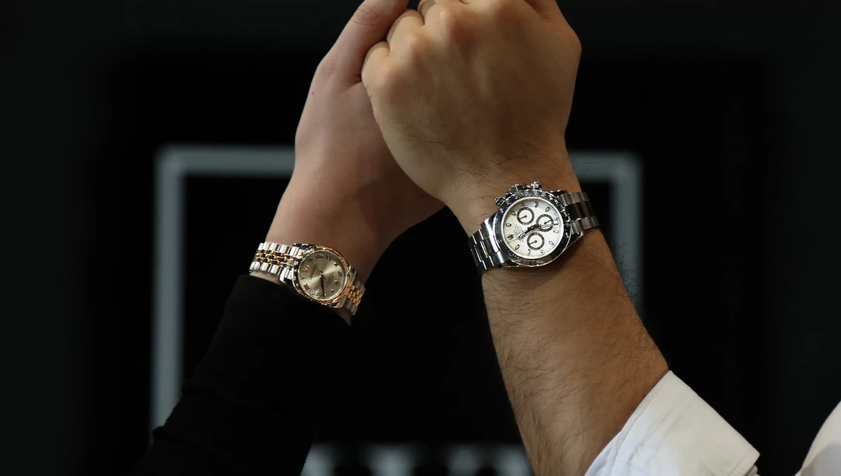 engagement watch